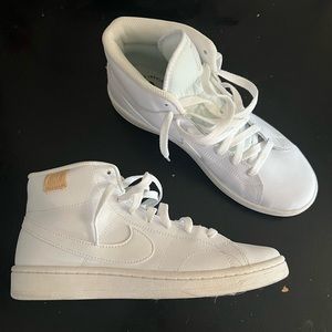 Women’s 9.5 - Nike Court Royale 2 Mid, Leather on the upper